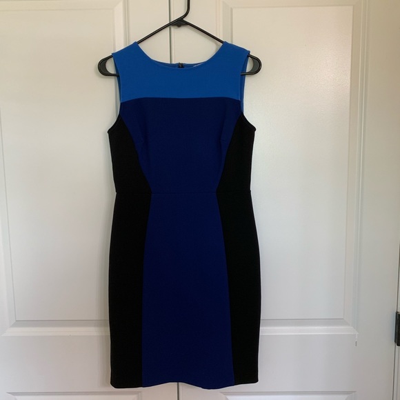 LOFT Dresses & Skirts - LOFT sleeveless color block dress